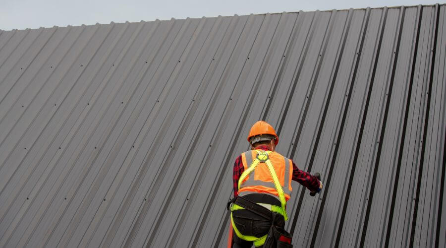 Professional residential roofers in Ashley, ND